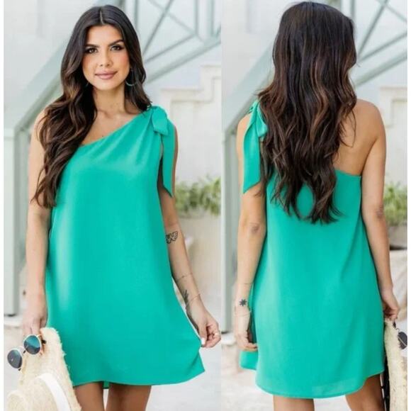 PINK LILY BOUTIQUE One Shoulder Green Mini Dress Size Small - Picture 1 of 7